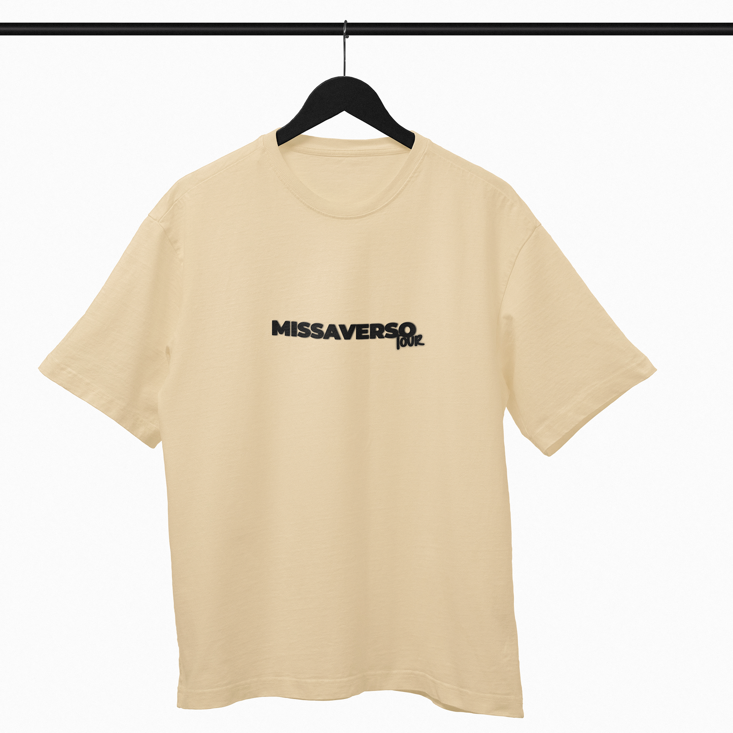 MISSASINFONIA PLAYERA OVERSIZE MISSAVERSO TOUR